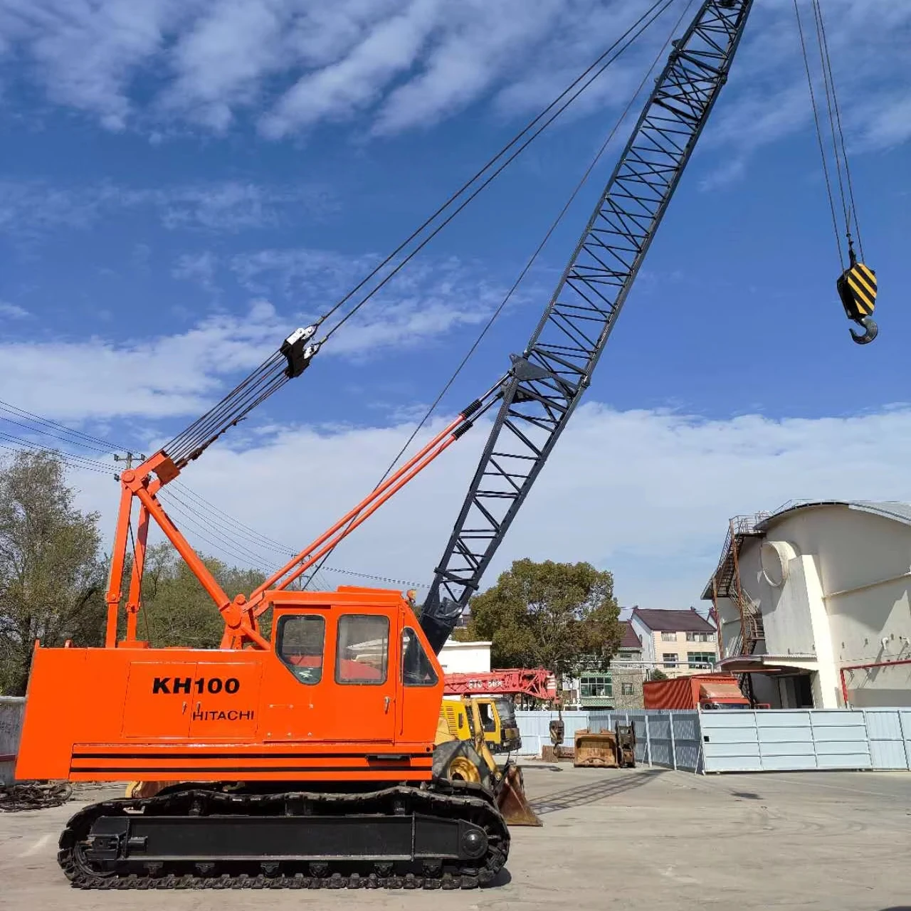 cheap price used zoomlion hitachi crawler crane 80 ton 30 ton in China