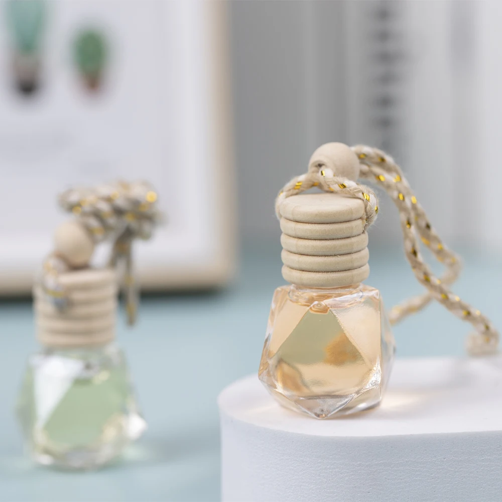 Best Selling10ml Invigorating Polymer Clay Car Perfume Pendant Car Hanging Colorful Bottle