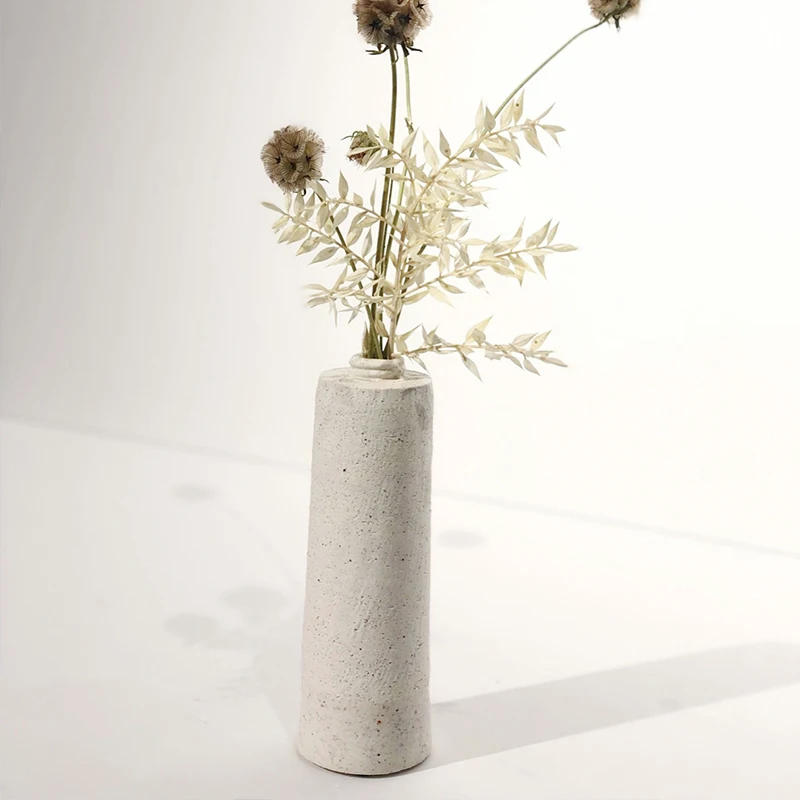 
Home decor antique style cheap tall concrete bud flower vases for living room 