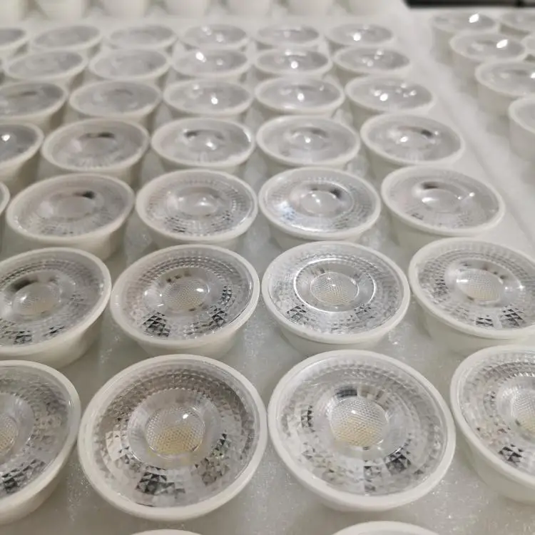 Hanlux Track Light Bulbs 5W 50W Equivalent 90% Energy Saving 36 Degree 120V 450LM 10 pack