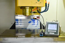 Compact vertical machining center mold lathe low cost cnc milling machine center