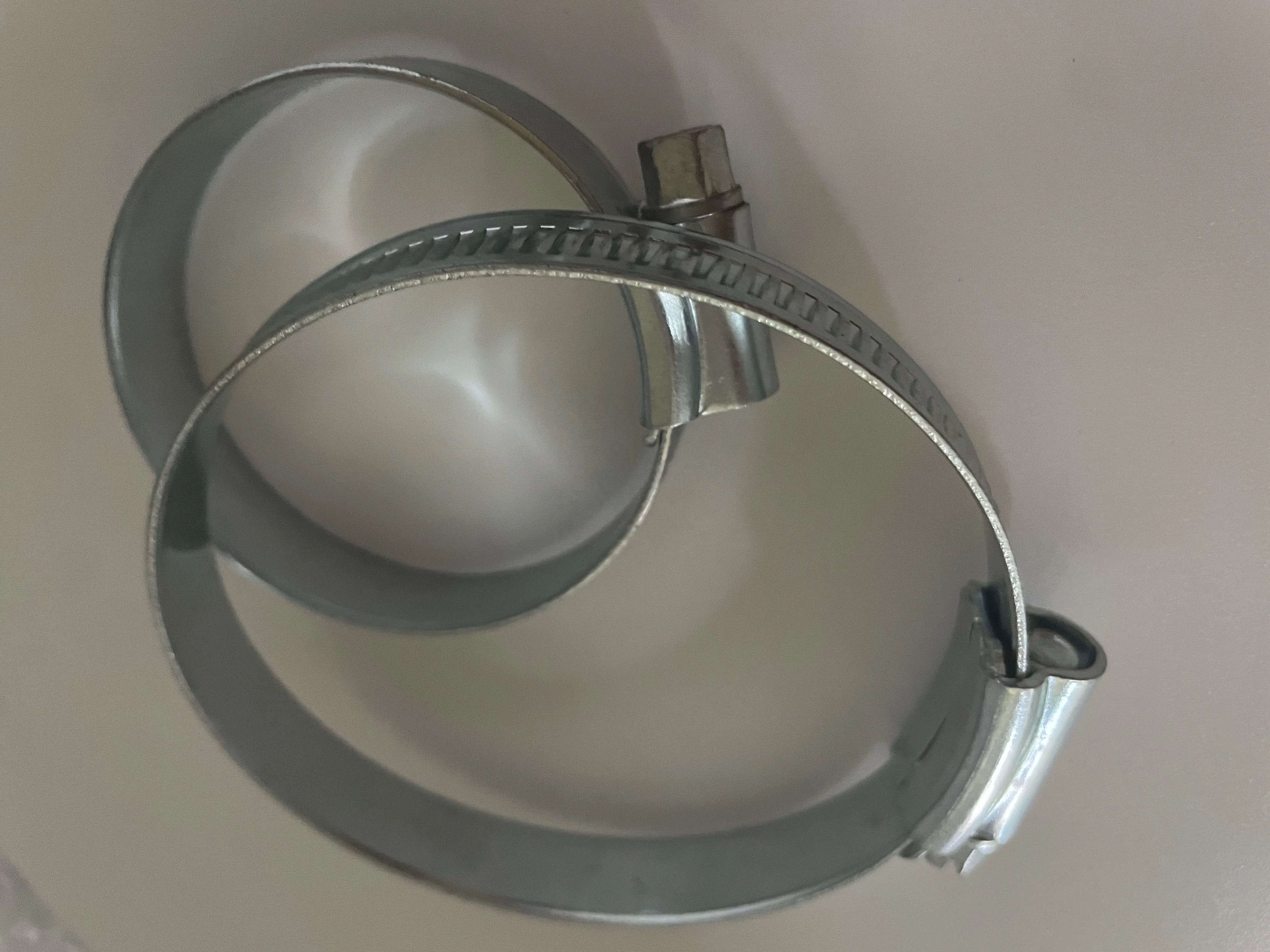 Adjustable British Style Hose Clamp Gas Worm Drive Auto Housing Clamps Clips