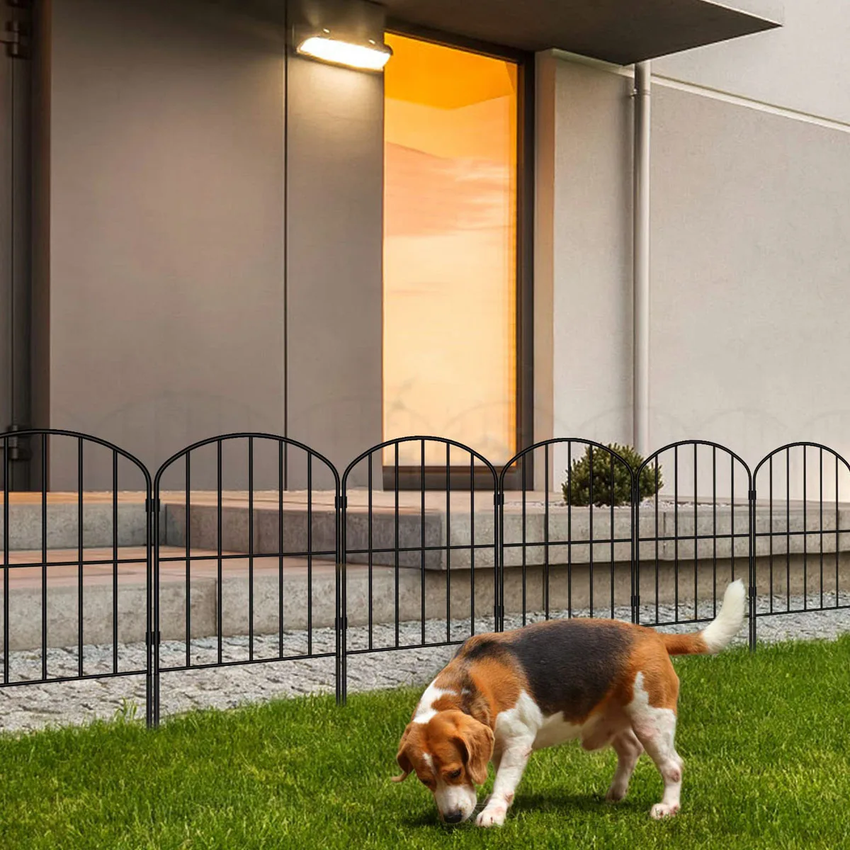 Black Powder Coated Wrought Iron Garden Fence Decorative Steel Pale Picket with Galvanized Frame for Farm and Pool Use