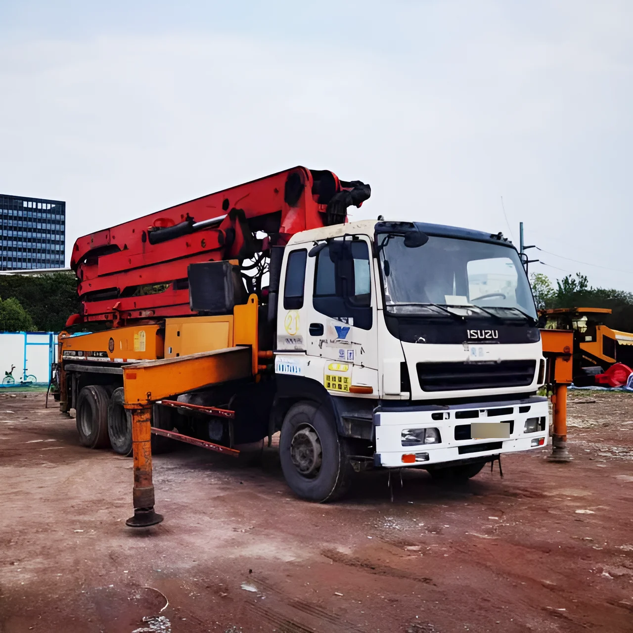Isuzu SANY SY5271THB бетонный насос 38 м строительная техника другая Строительная запчасти для строительной техники