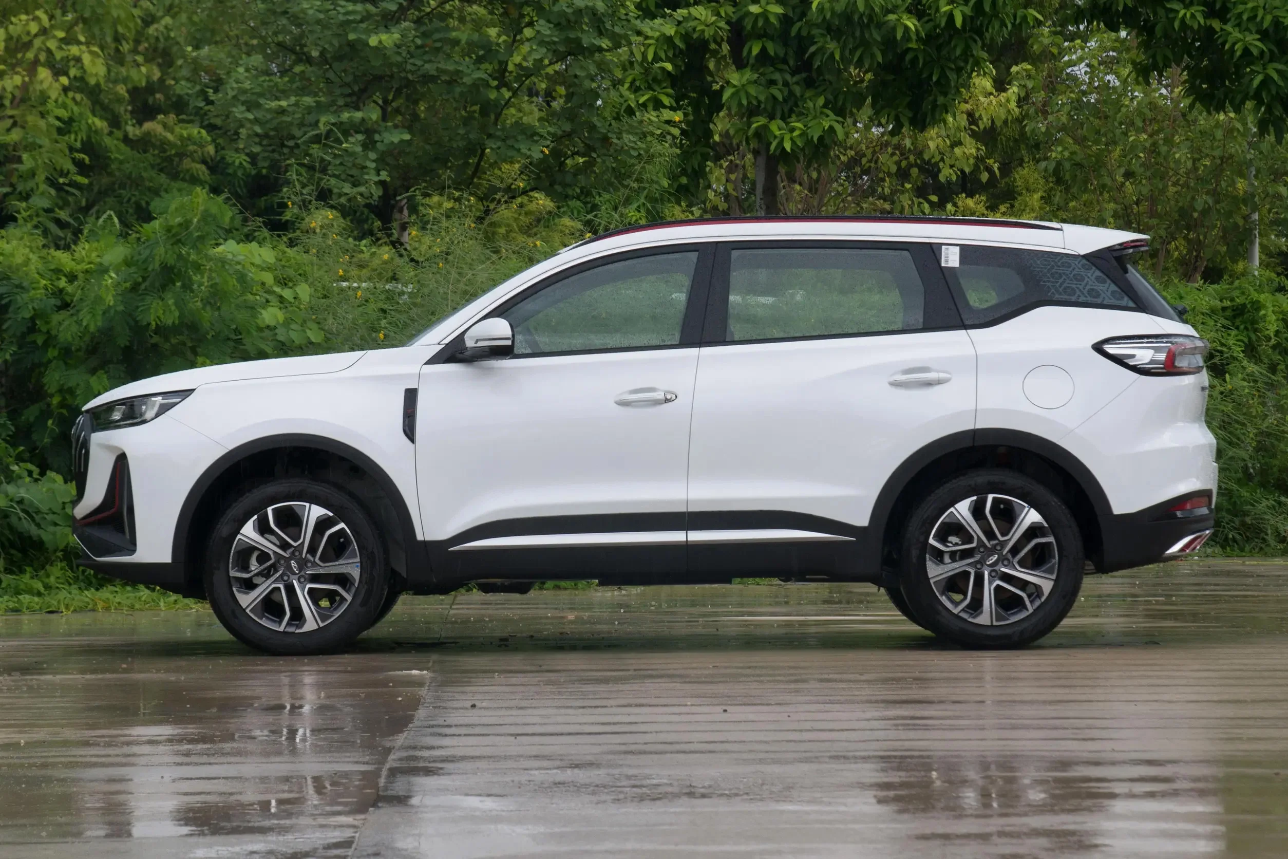 Высокоскоростные бензиновые автомобили Chery Tiggo 7 Plus 1 5 т 156 л.с. L4 Car 5-дверный 5-местный внедорожник Pro дешевые новые