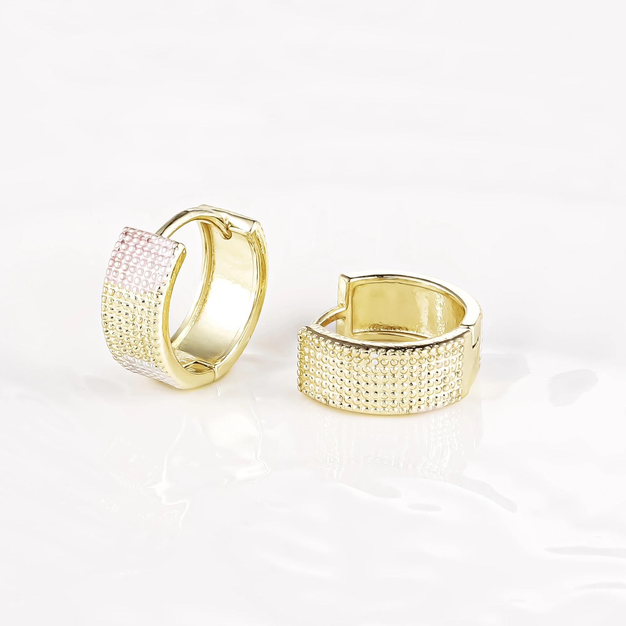 wholesale fashion huggie earring custom jewelry aretes y accesori por mayor 14K gold plated tricolor women plain hoop earring