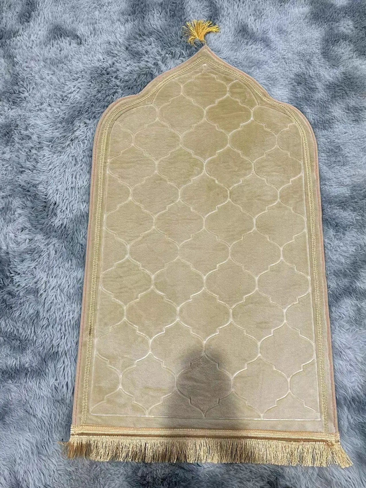 Muslim Prayer Rug Prayer Mat Islamic Turkish Praying Rug Carpet Thick Soft Flannel Janamaz Sajadah Ramadan or Eid Gifts