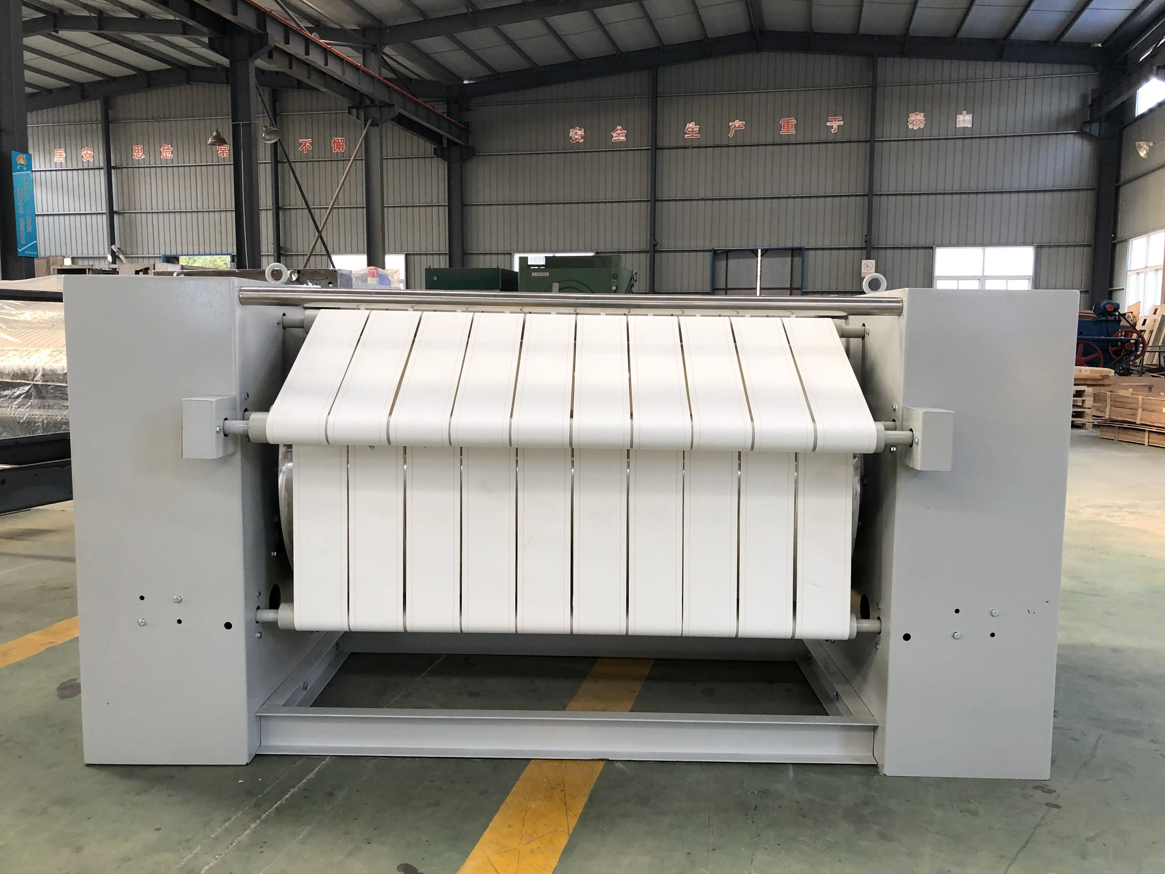 Roller Ironing Machine