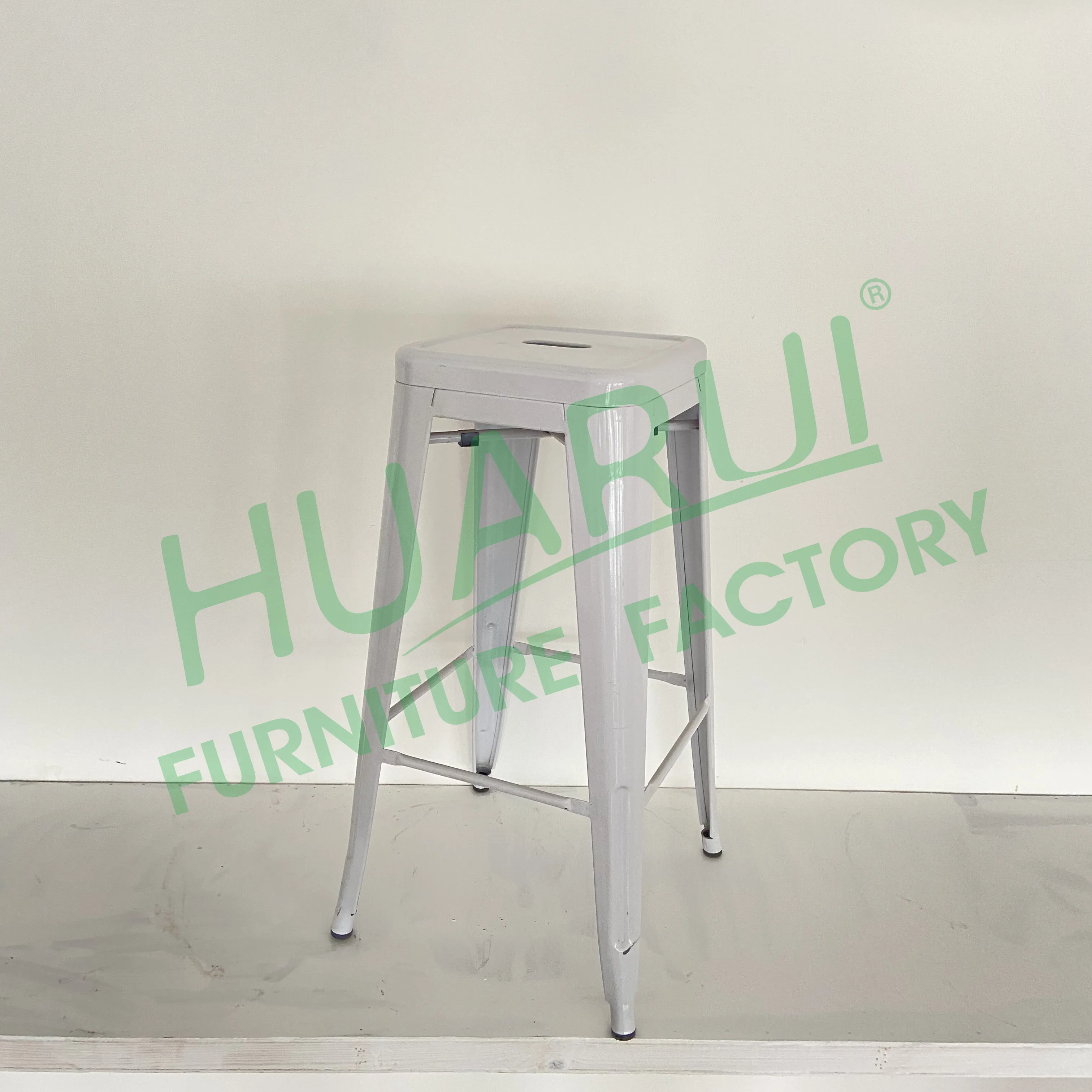 Wholesale Modern Metal Barstool Chairs  For Sale