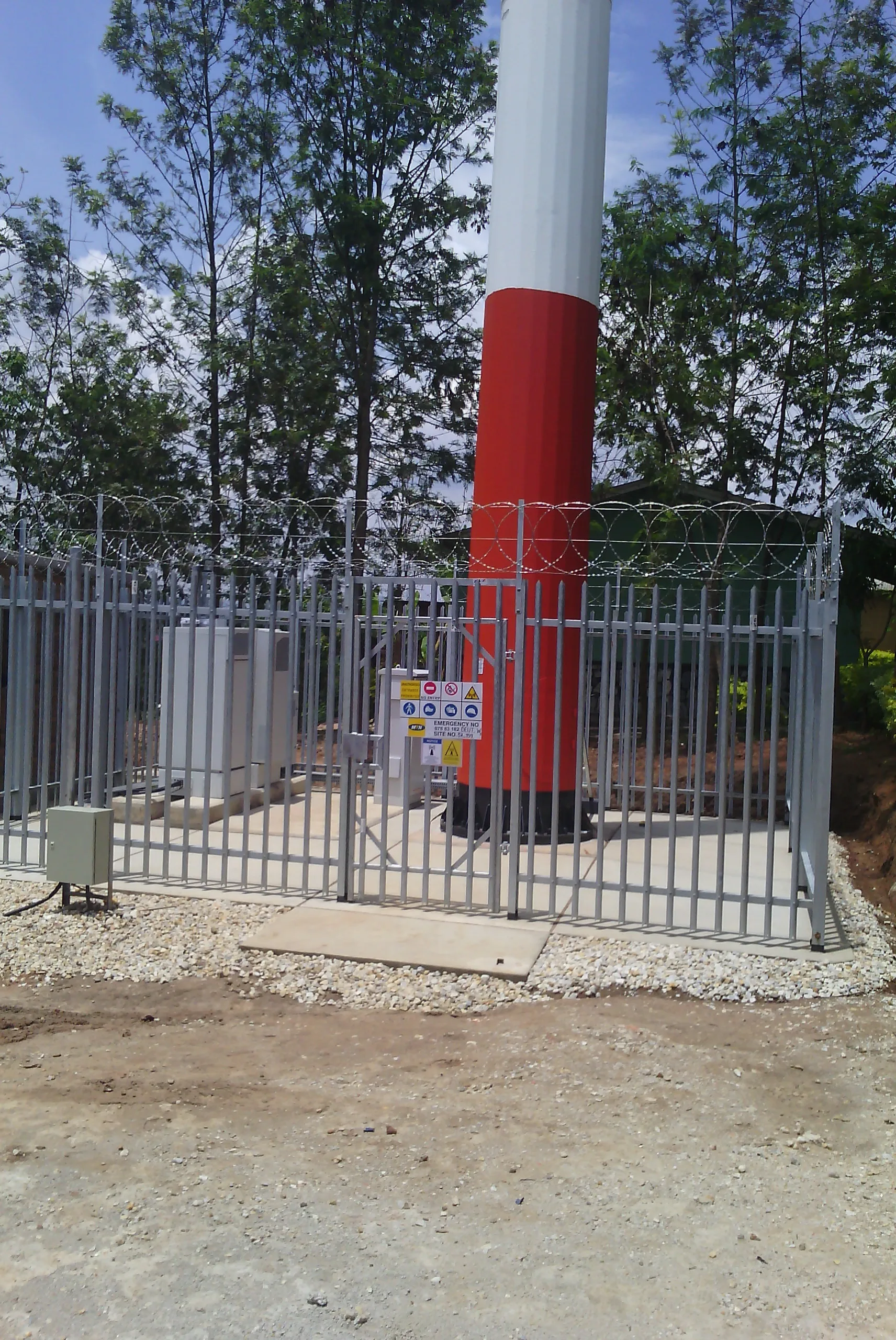 Telecommunication Greenfield Monopole Hot-dip galvanized Steel tower