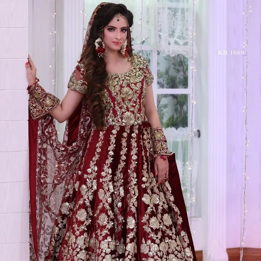 Бархатная Свадебная коллекция Lehenga Choli тяжелая вышивка работа и Королевский бутик