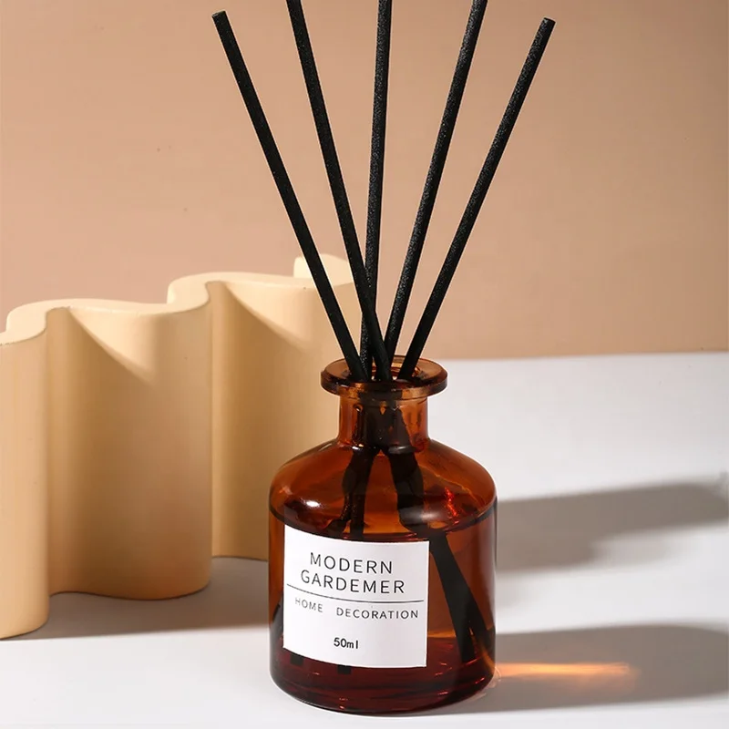 Custom Luxury 100ml 150ml 200ml Essential Oil Aromatherapy Aroma Diffuser Bottle Empty Amber Glass Reed Perfume Diffuser Bottle