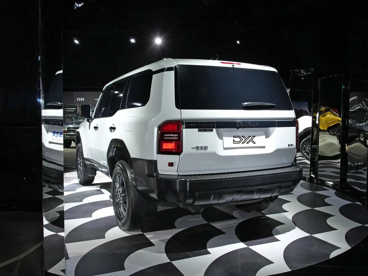 2024 In-Stock Toyo tas Pra do P 2.4T 5-Seat SUV GAC FAW Hybrid Large 4WD New Energy Vehicle
