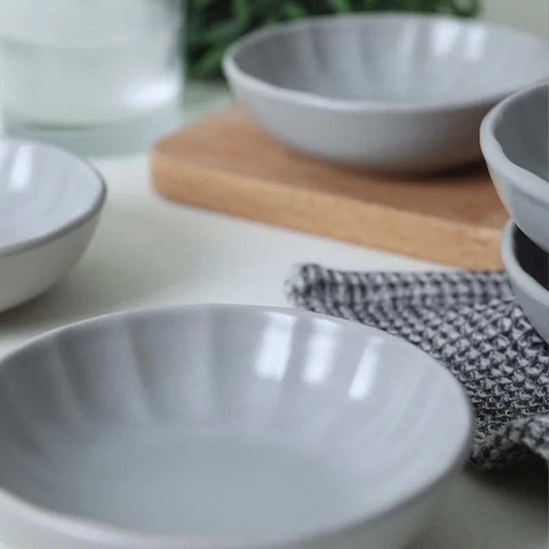 OEM  Wholesale Japanese Black Melamine Ramen Noodle Bowl Set  Ceramic Bowl Tableware Made In VietNam