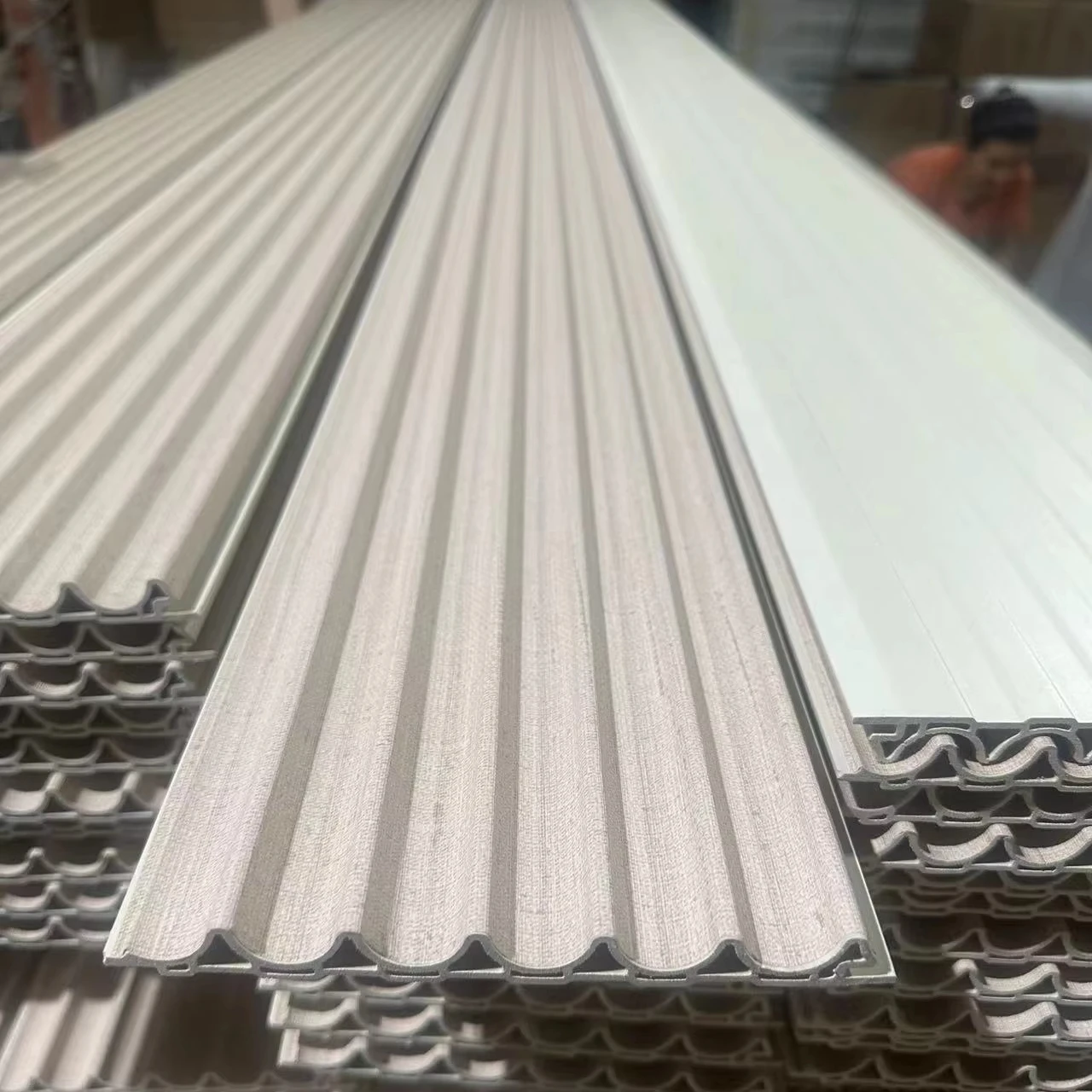 China-Made Fireproof and Moisture-Proof Wood Texture Composite Board WPC Flute Decorative Wall Panels for Household Use