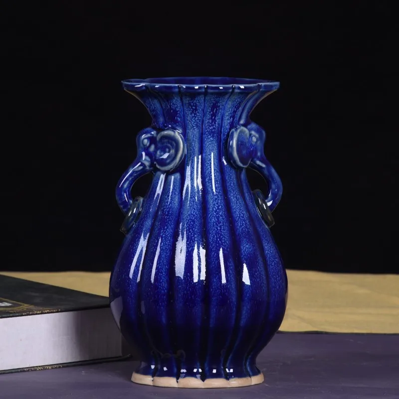 Home Decor Chinese Style Ceramic Flower Vase Wholesale Antique Pottery Blue And White Porcelain Small Vase