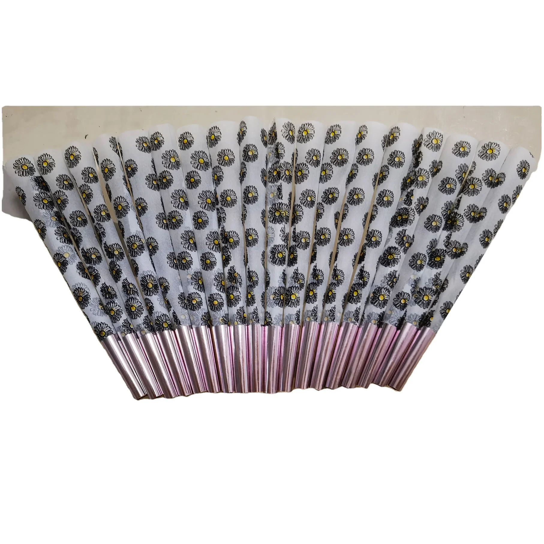 
daisy flower design king size 109x26mm roller cones making 
