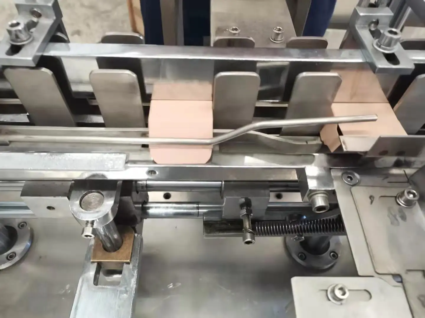 HTZH-80 hotel soap packing machine 15g 20g 30g Laundry toilet handwash soap bar box cartoning packaging machine