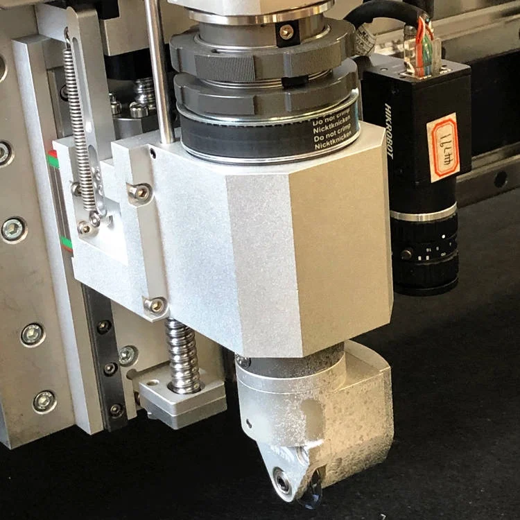 Round Cloth Knife Fabric Cutter Plotter Cutting Machine for Cutting Cloth or Fabric