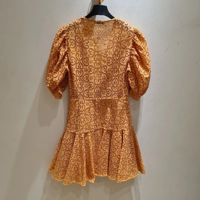 Spring and summer new high-end design puff sleeves V-neck lace hollow hook flower fishtail dress