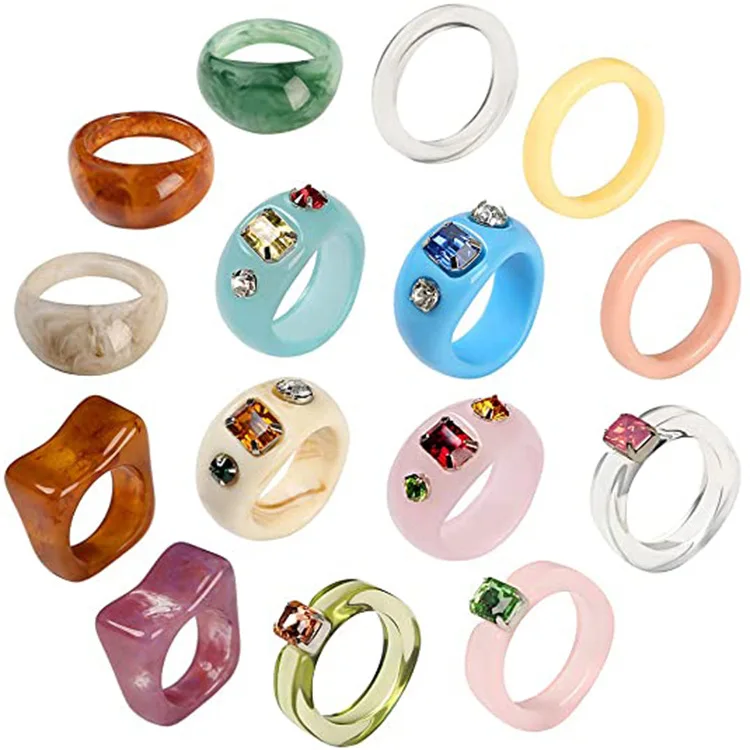 Resin Rings for Women Retro Acrylic Colorful Chunky Rings Pack Clear Plastic Gem Rhinestone Bands Diamond Finger Ring for Adult