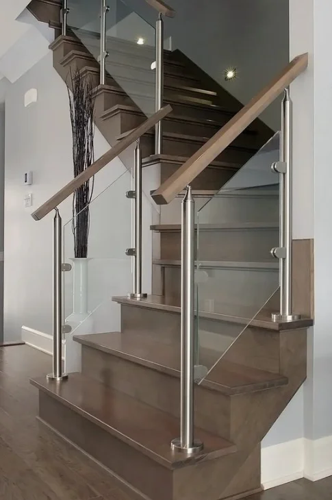 Glass Panel Railing System Luxury Exterior Glass Railing Project INOX 304 Balcony Terrace Top-mounted Railing Handrail Posts