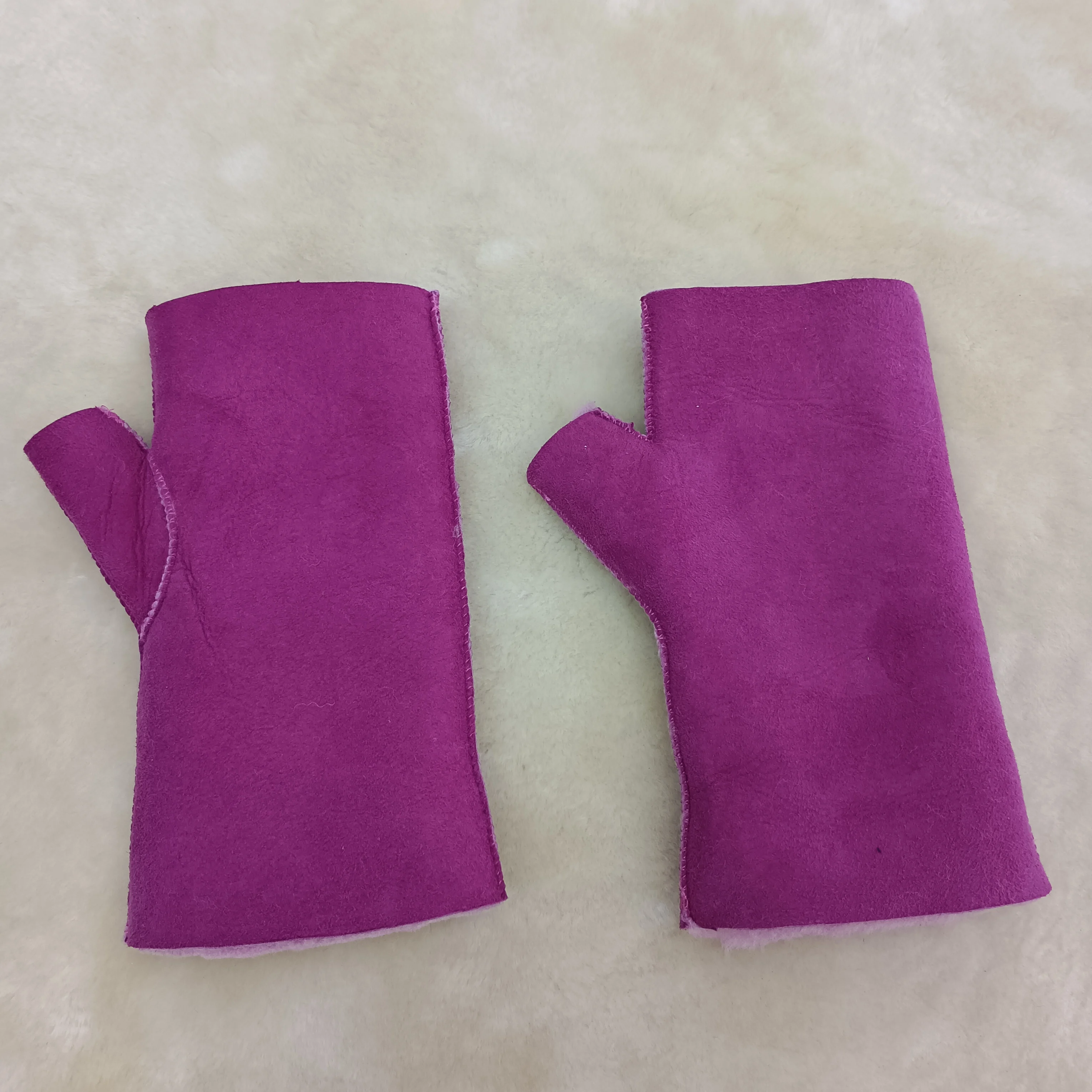 Elegant Women Winter Fingerless Gloves Warm Soft Wool Sheepskin Mittens Half-Finger Design with Elastic Cuffs