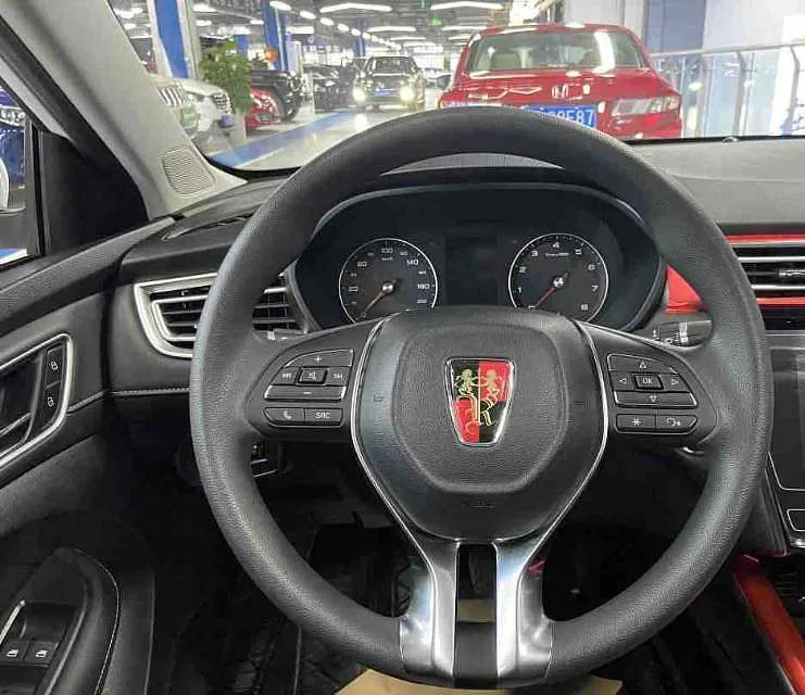 Китай (материк) подержанных автомобилей дешевые защитные чехлы для сидений сшитые специально ROEWE i5 2019 1.5L класса люкс 5-мест второй-Дрезины