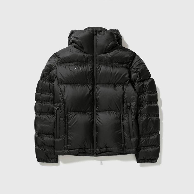 Crafted With Sustainable Materials Soft Polyester Shell Down Construction Detachable Adjustable Hood Waterproof  Down Jacket