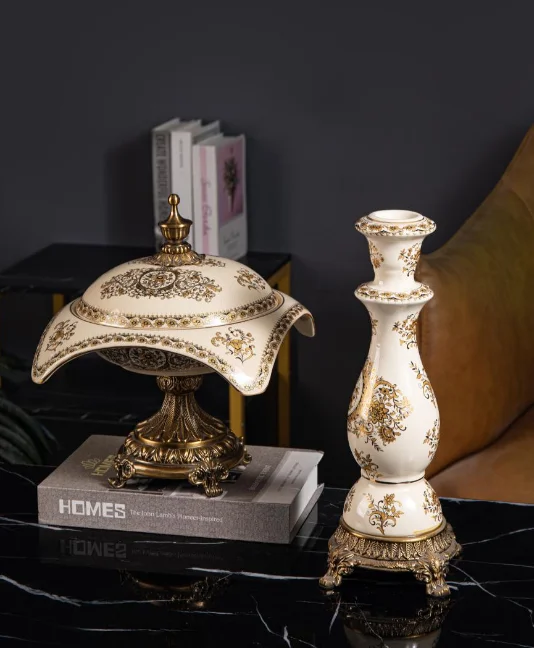 China Manufacture Handmade Kazakhstan Home decor  Luxury Gold Flower Pattern High Base Ceramic Plate