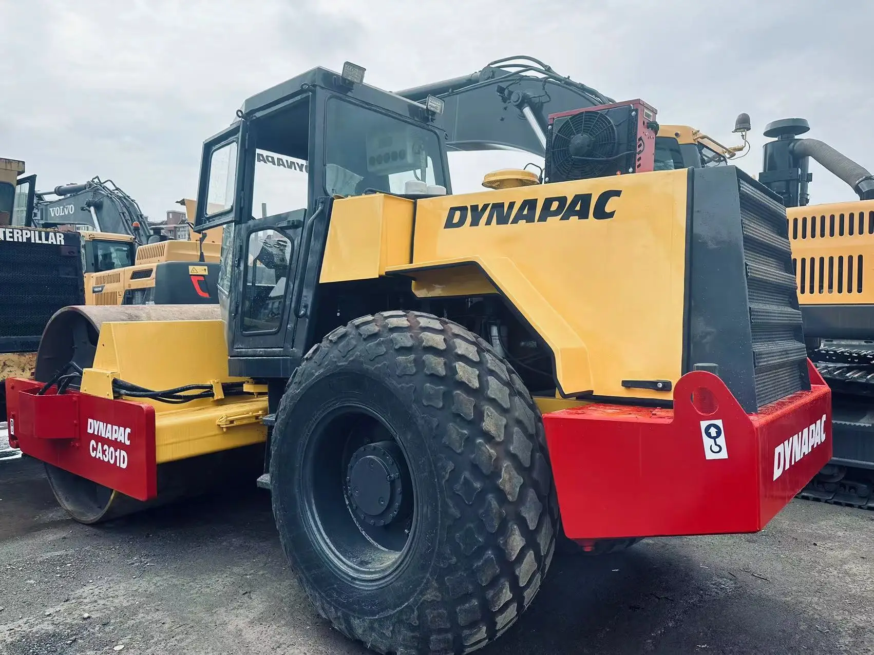 Used Road Roller DYNAPAC CA301 second hand construction machine ready to work in sale