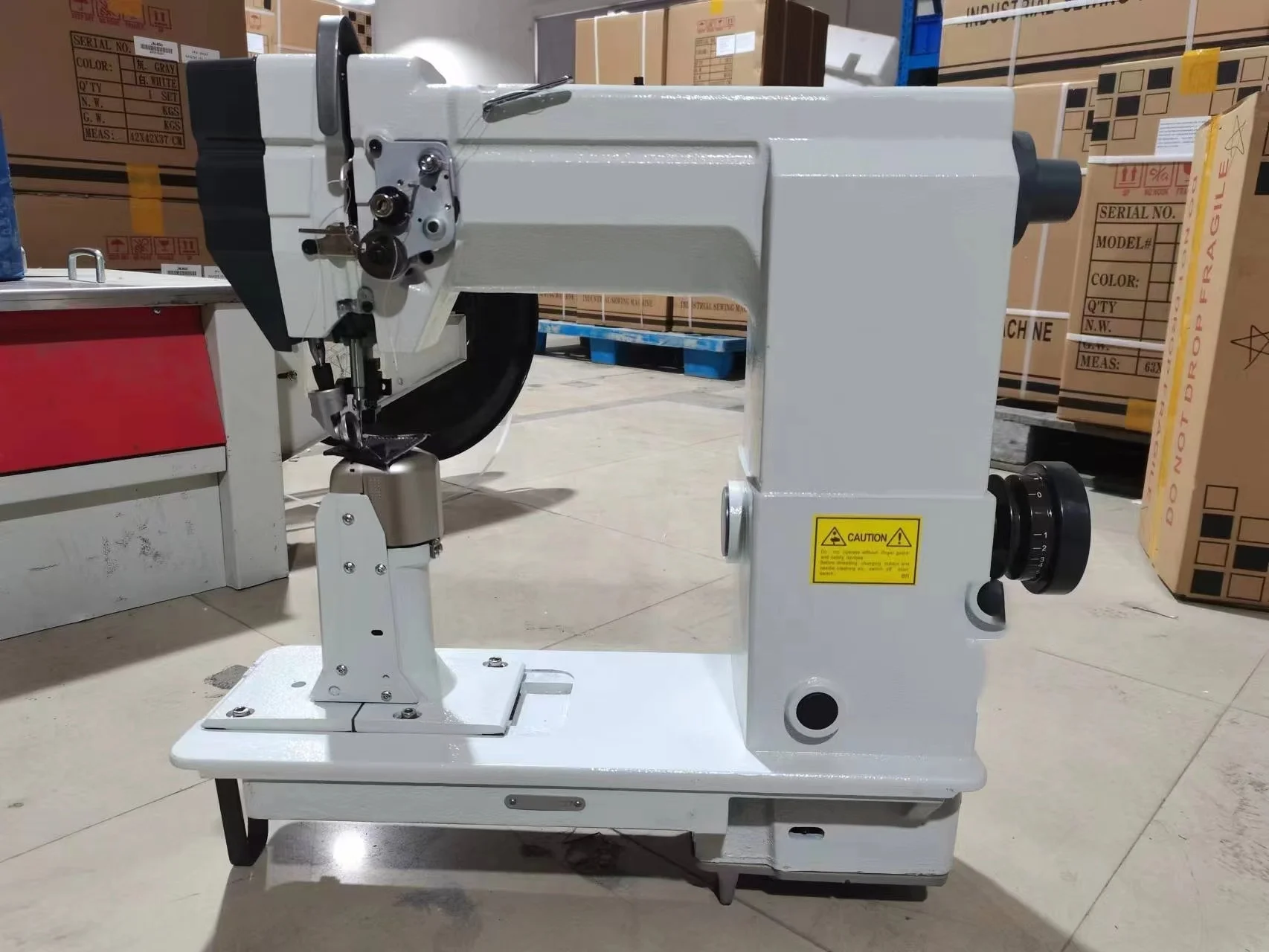 QK-9910 industrial sewing machine post bed single needle roller feed garment machine for heavy material