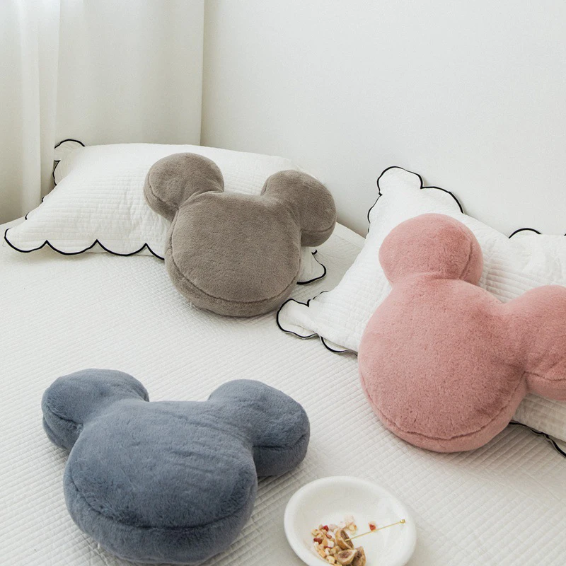 SUREWALHOME Sofa Hugging Cushion Stuffed Plush Doll Hugging Pillow Cute Throw Pillow Sofa Bedroom Decorative Pillow