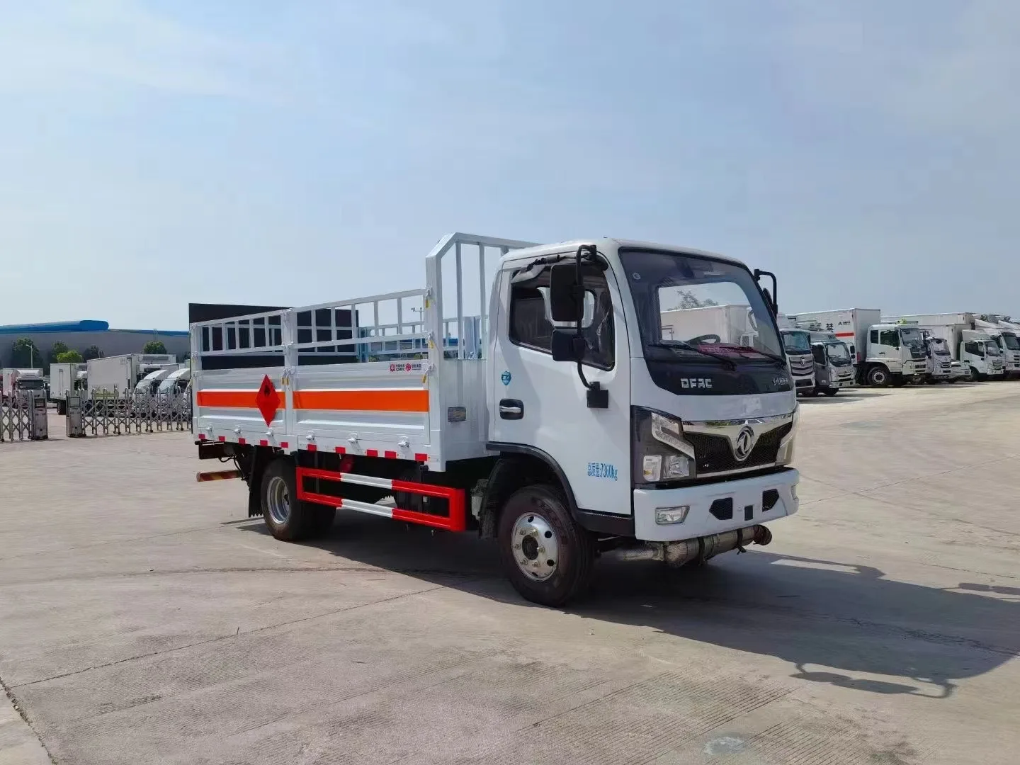 4 тонны 5 тонн грузовой забор грузовик DONGFENG 4x2 опасные