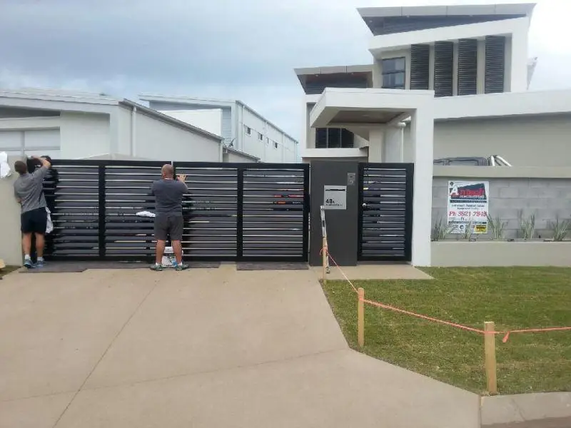 Aluminium Garden Gate Fence Laser Welding simple modern horizontal Style Waterproof Powder Coated Metal Decoration Support
