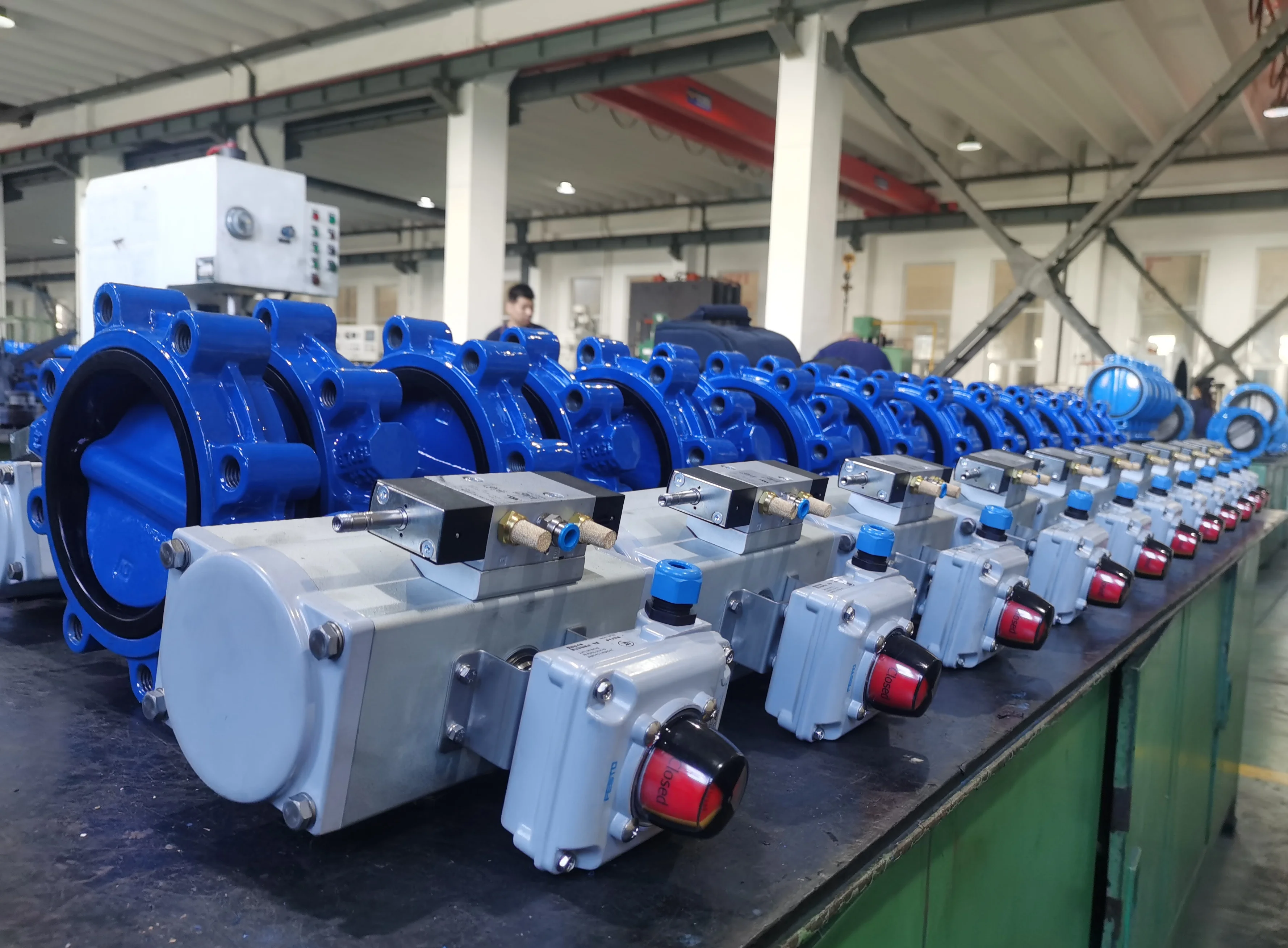 DN150 Class 150 Lugged Butterfly Valve with Double Acting Explosion-Proof Pneumatic Actuator