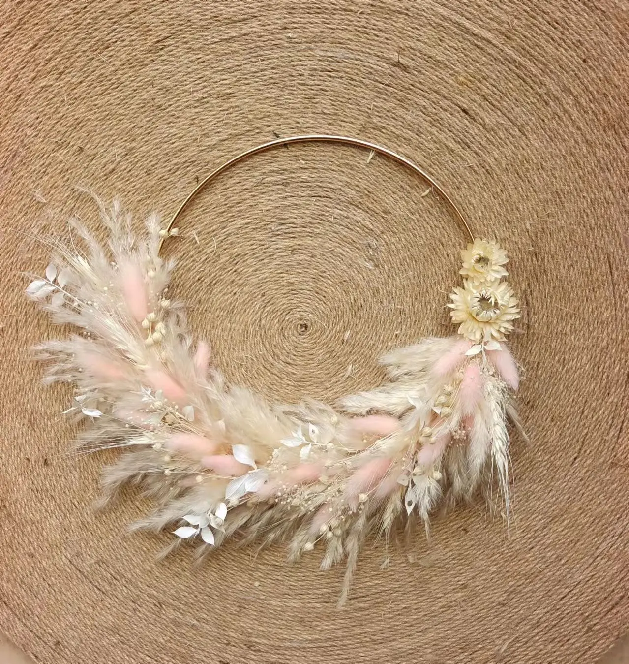 Premium Soft Dream Wooden Wedding Garlands & Wreaths, 30cm Wreath Frame with Pampas Grass - Perfect Kindle Home Decor