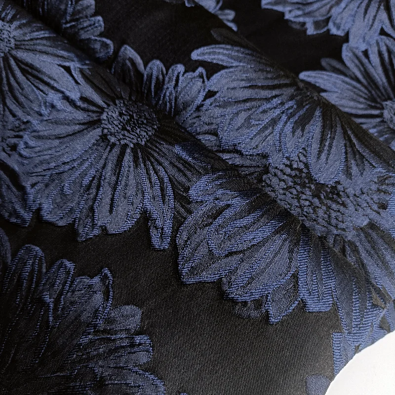 Hot Selling large floral Polyester 3D Jacquard Brocade Fabric For Dress