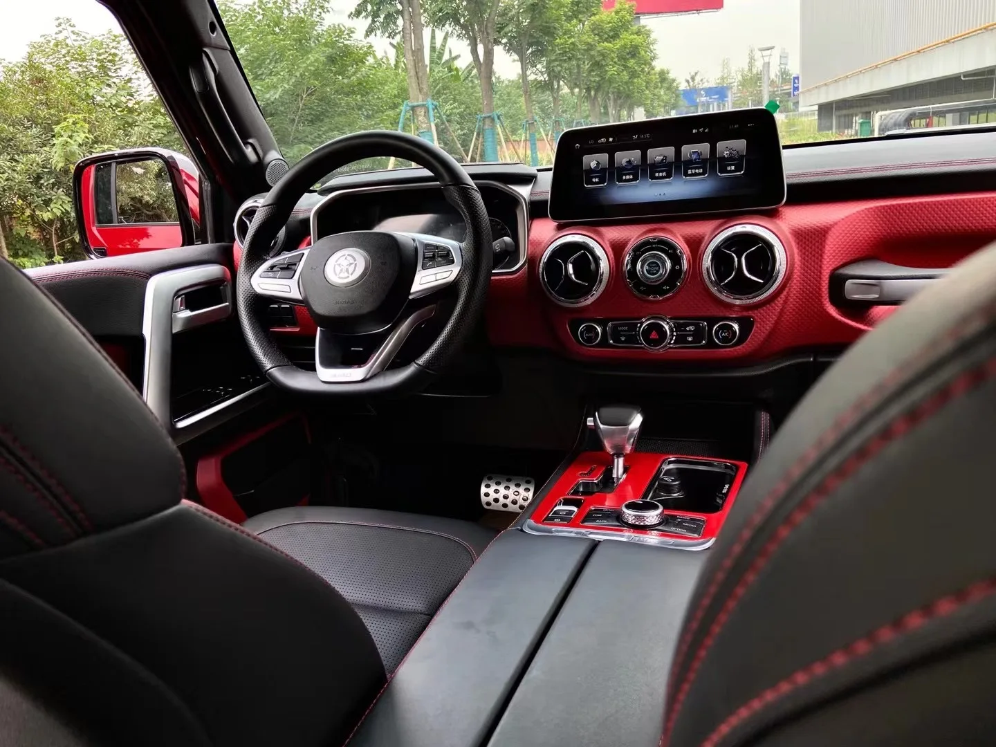  Подержанный внедорожник Beijing BJ40 2019 T на экспорт 2 3