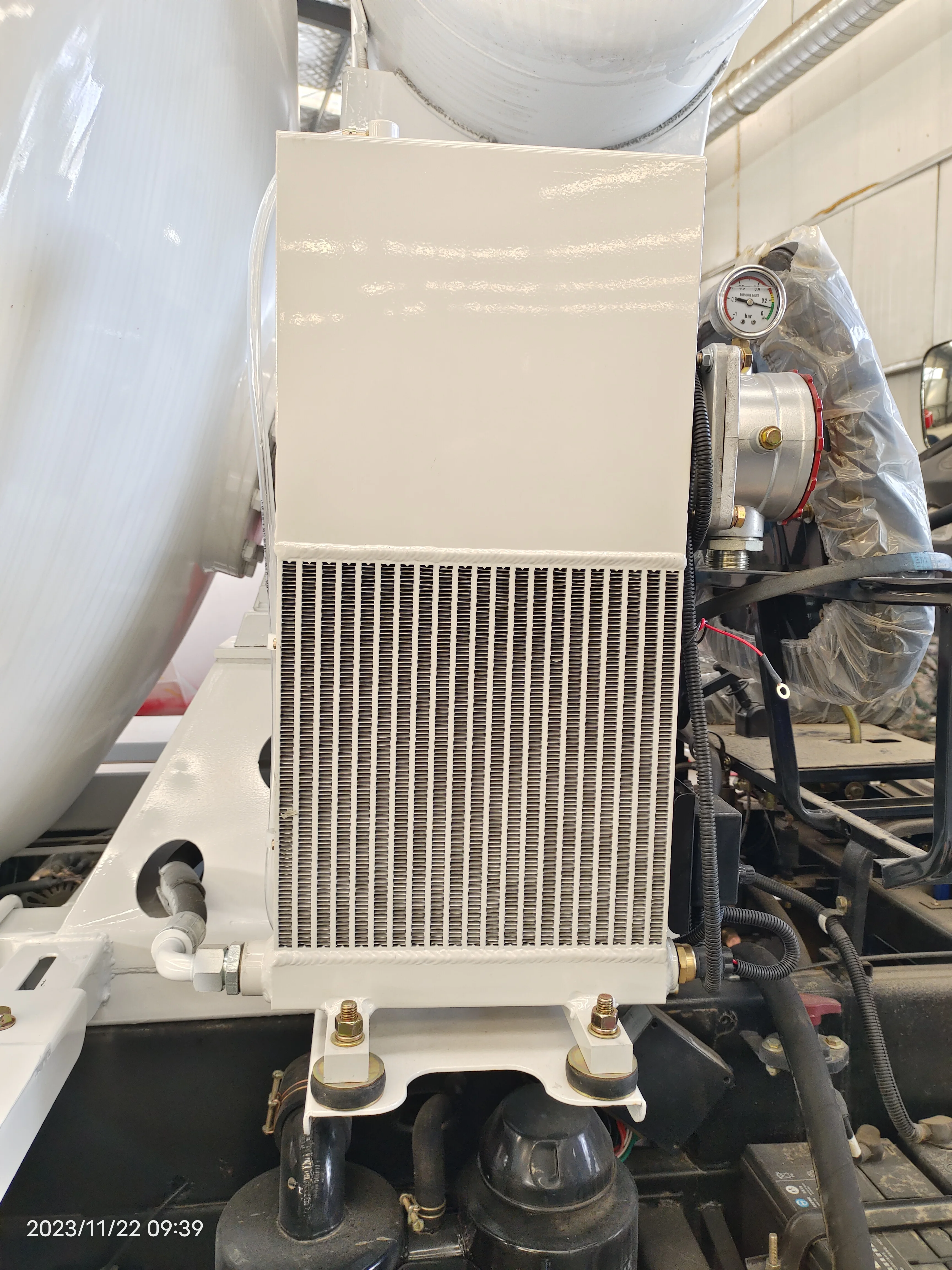 4m3 concrete mixer tank for sale 0-10r/min Good quality factory direct sell