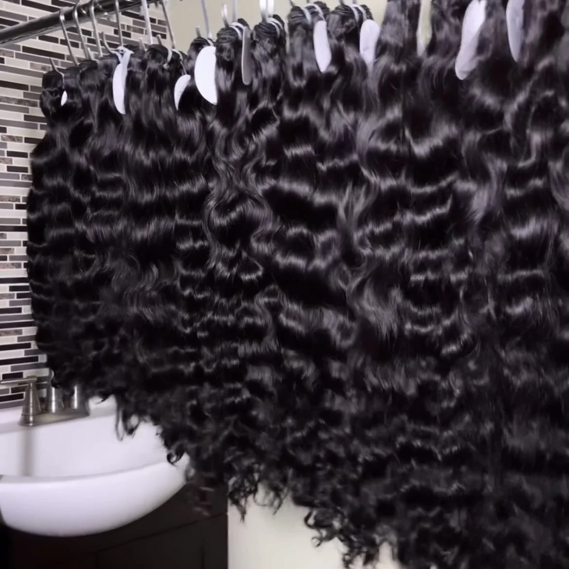 Raw hair wholesale Vietnamese Cambodian hair burmese curly bone straight Natural wave curly raw hair bundle