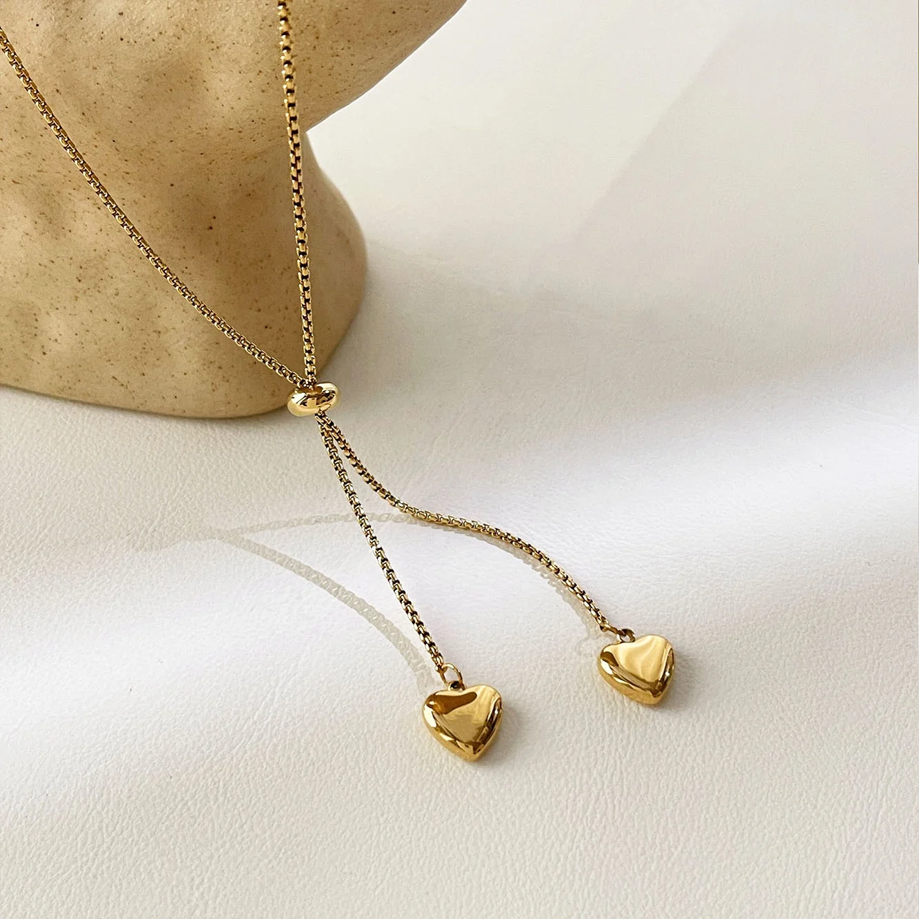 Elegant Adjustable Movable Lariat Stainless Steel 18K Gold Necklace Women Dainty Heart Pendant Box Chain Choker Romantic Jewelry