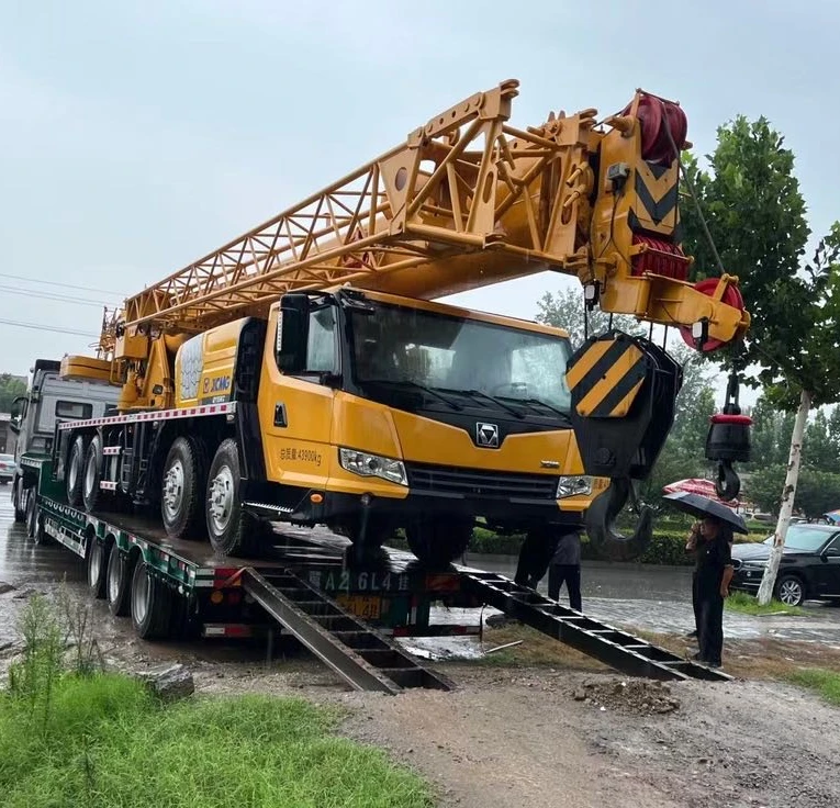 50ton XCMG QY50KA mobile truck crane with lower price, XCMG truck crane for sale