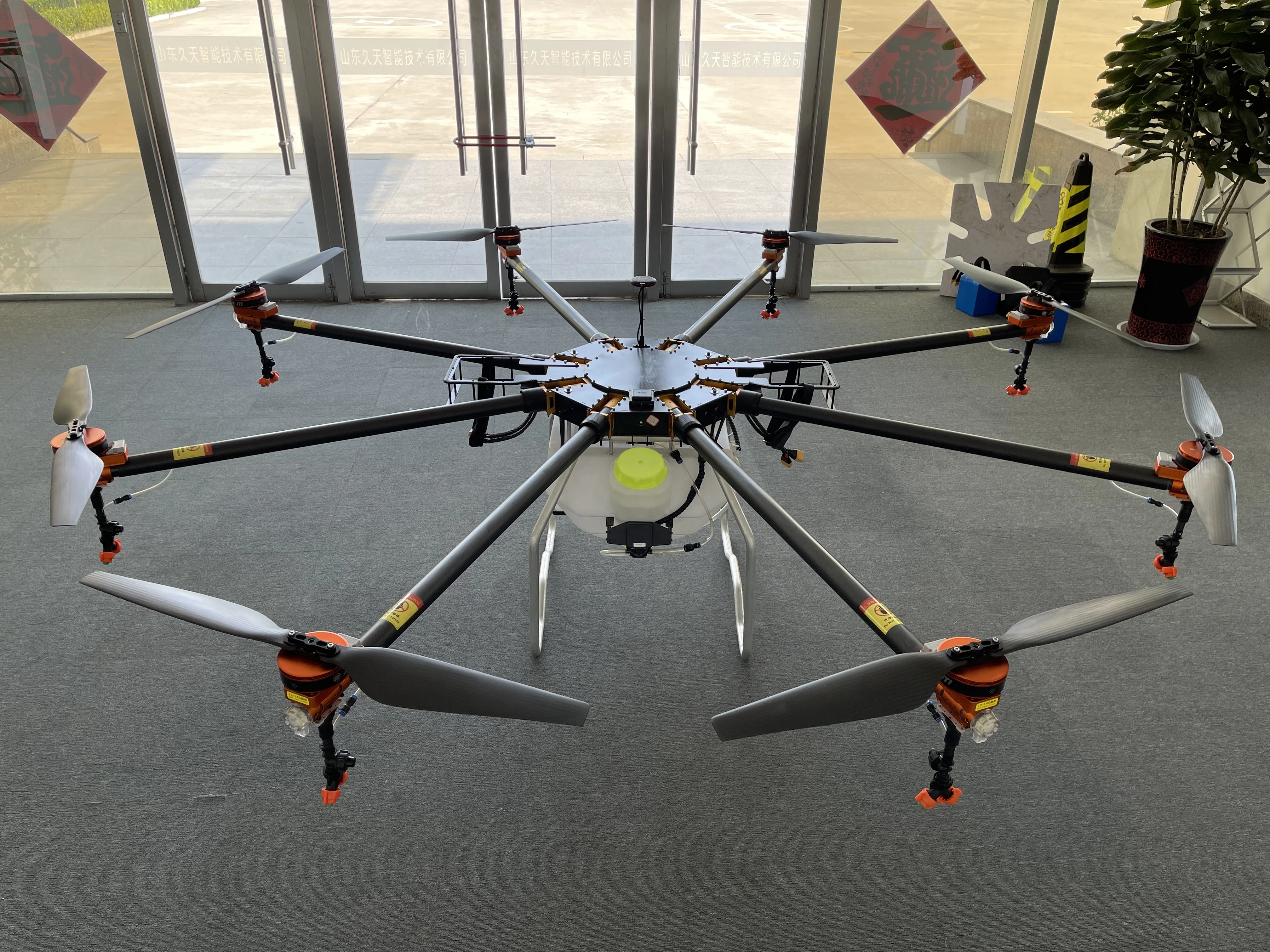 50L payload 50 kg large capacity efficient agricultural UAV