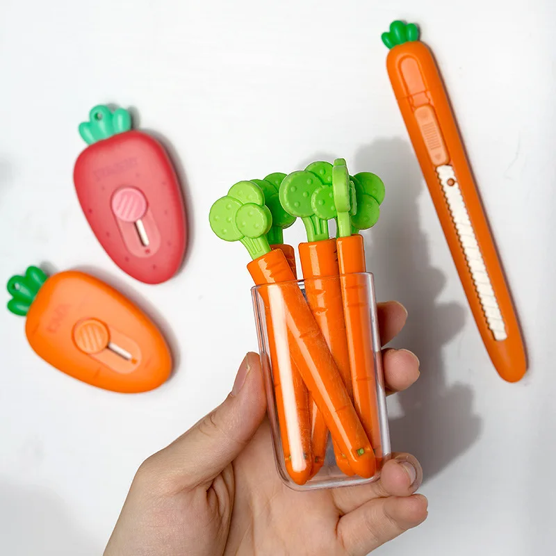 5pcs Carrot Shape Milk Powder Sealing Clip Food Bag Sealing Clip Plastic Cartoon Snack Bag Sealer With Magnet