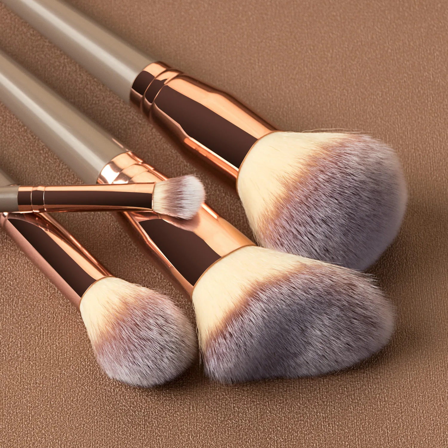 high quality pigmented vegan eyeshadow women cruelty free flame makeup brush eye best make up