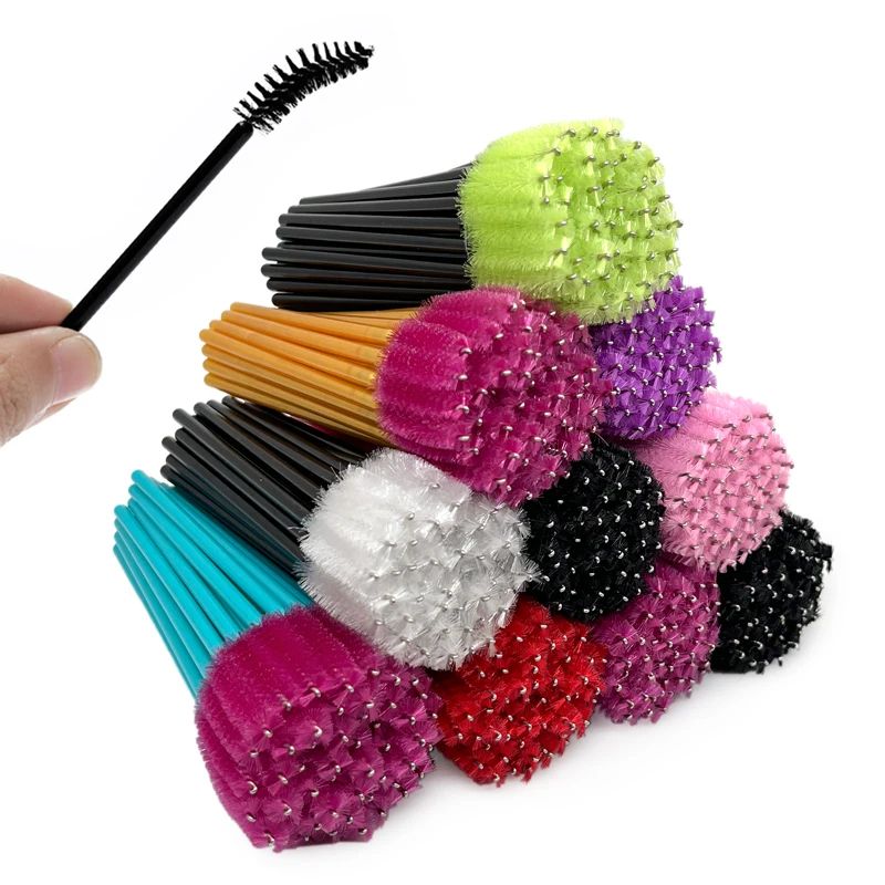 Нейлоновая мини-щетка для чистки ресниц