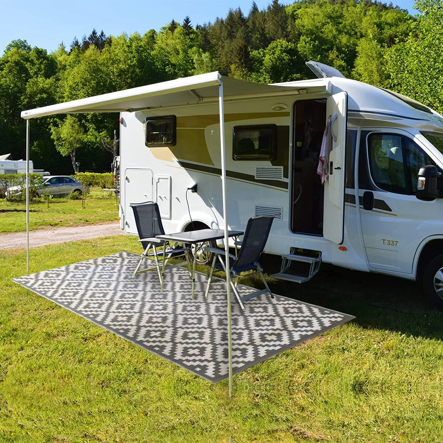 plastic outdoor mats 100%polypropylene rug  picnic blanket woven carpets and rugs outdoor patio rug  outdoor carpet RV mat