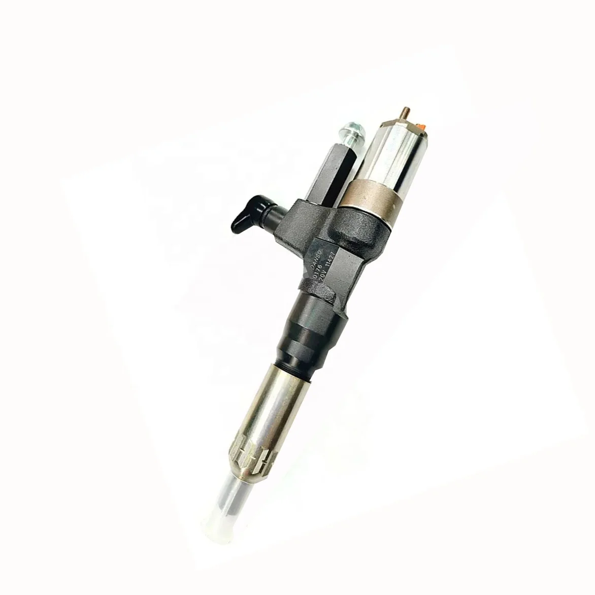 High Quality Diesel Engine Fuel Injector 095000-0285 For HINO 23910-1136 23910-1135