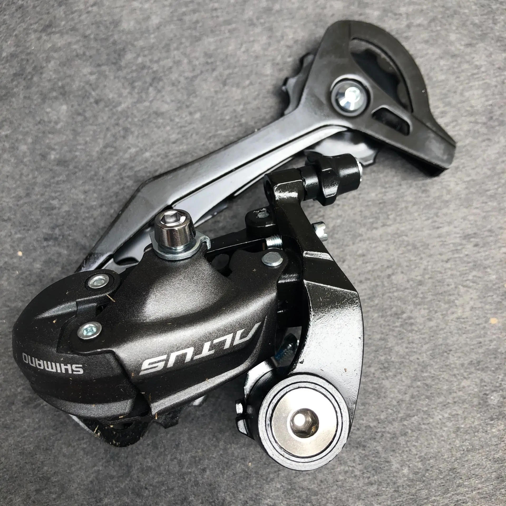 Shimano ALTUS RD-M370 9/27 Speed bicycle rear derailleur  Mountain Bike Rear Derailleur Bike Rear Derailleur pats